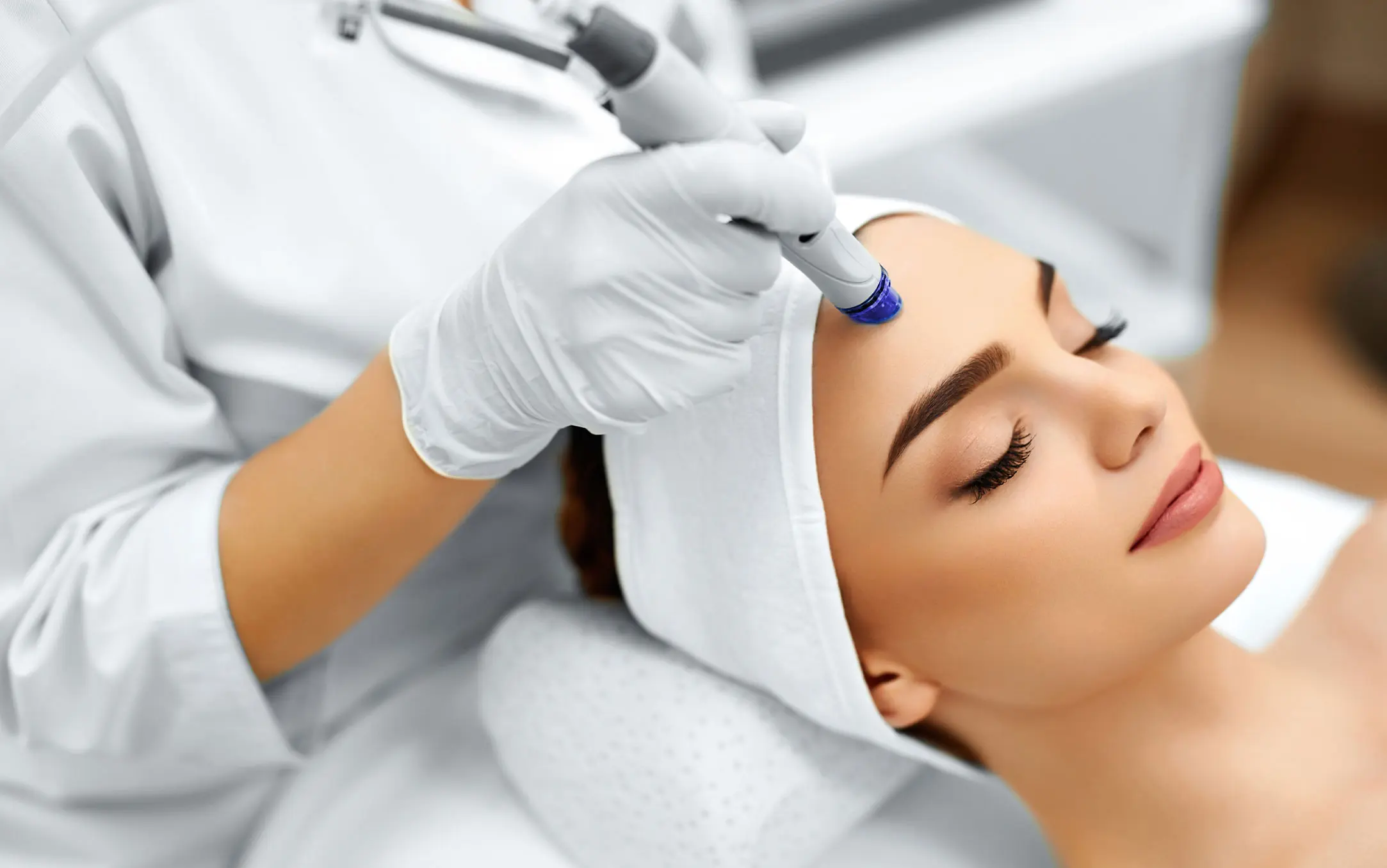 What Is Collagen Lift Therapy and How Can It Help Ageing, Loose Skin Richmond upon Thames?